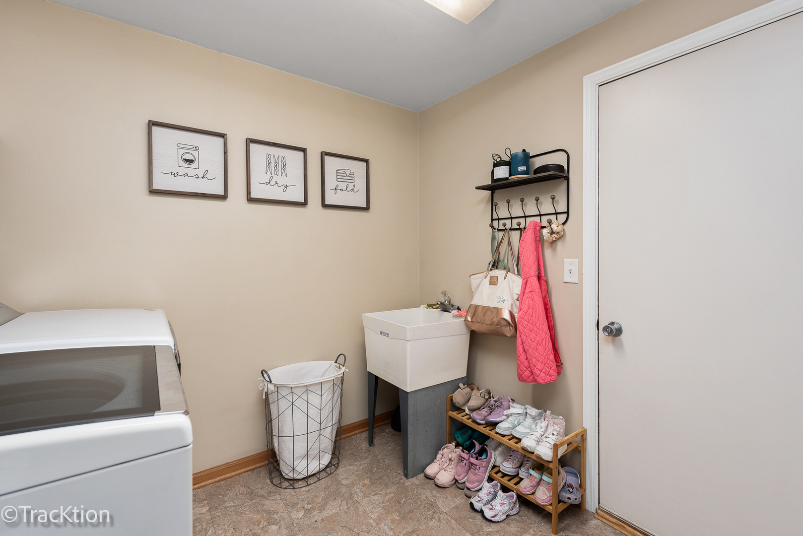 412 Rachel Circle, Romeoville, IL 60446