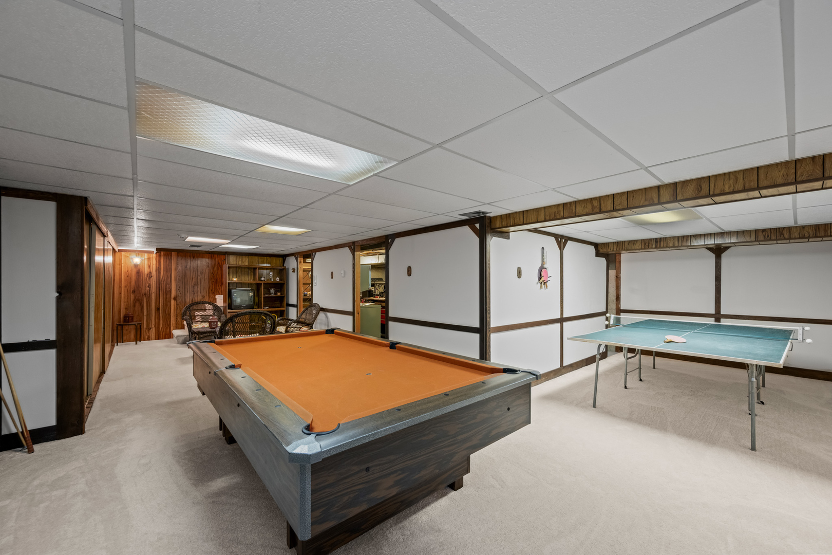 1114 S Fernandez Avenue, Arlington Heights, IL 60005