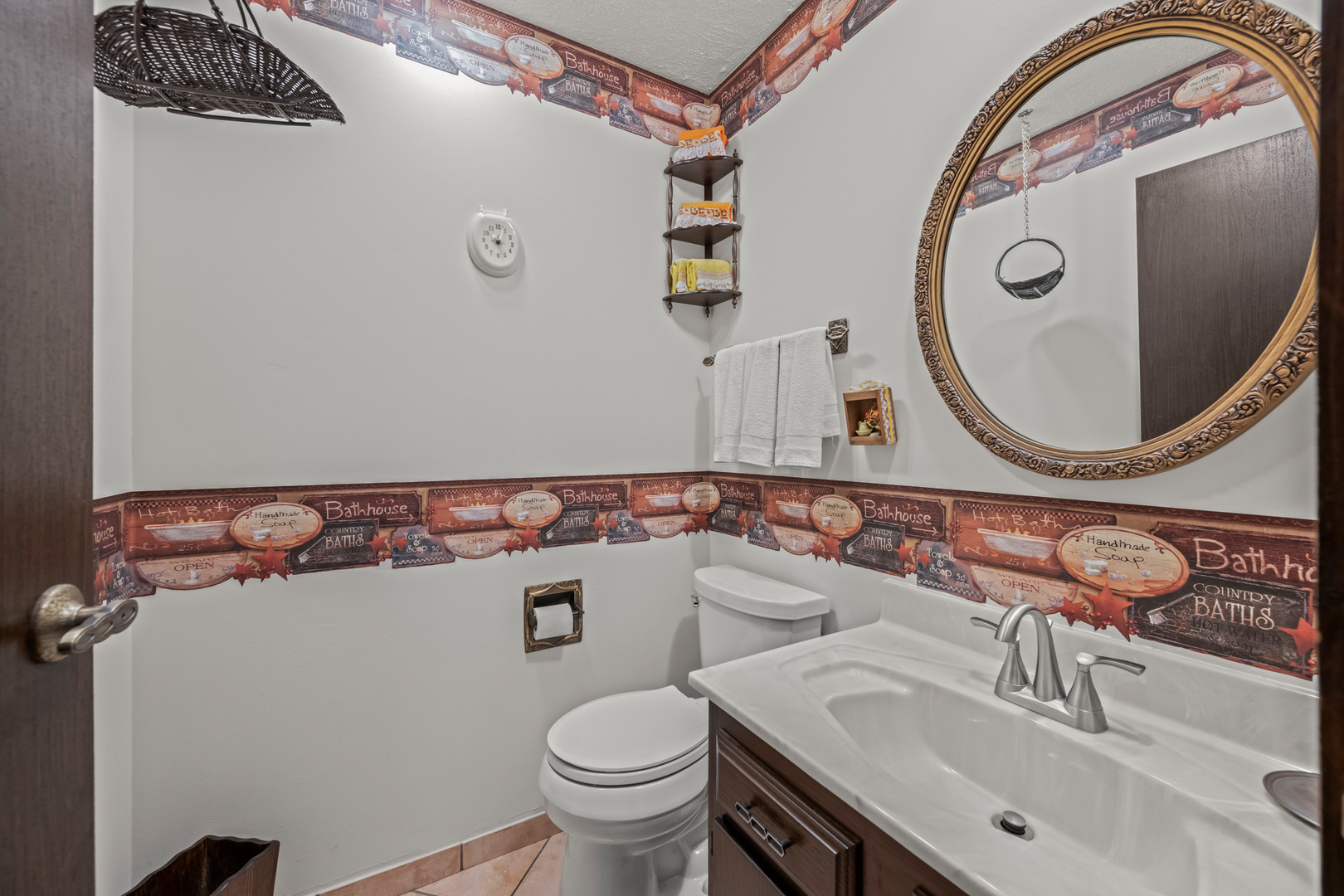 1114 S Fernandez Avenue, Arlington Heights, IL 60005