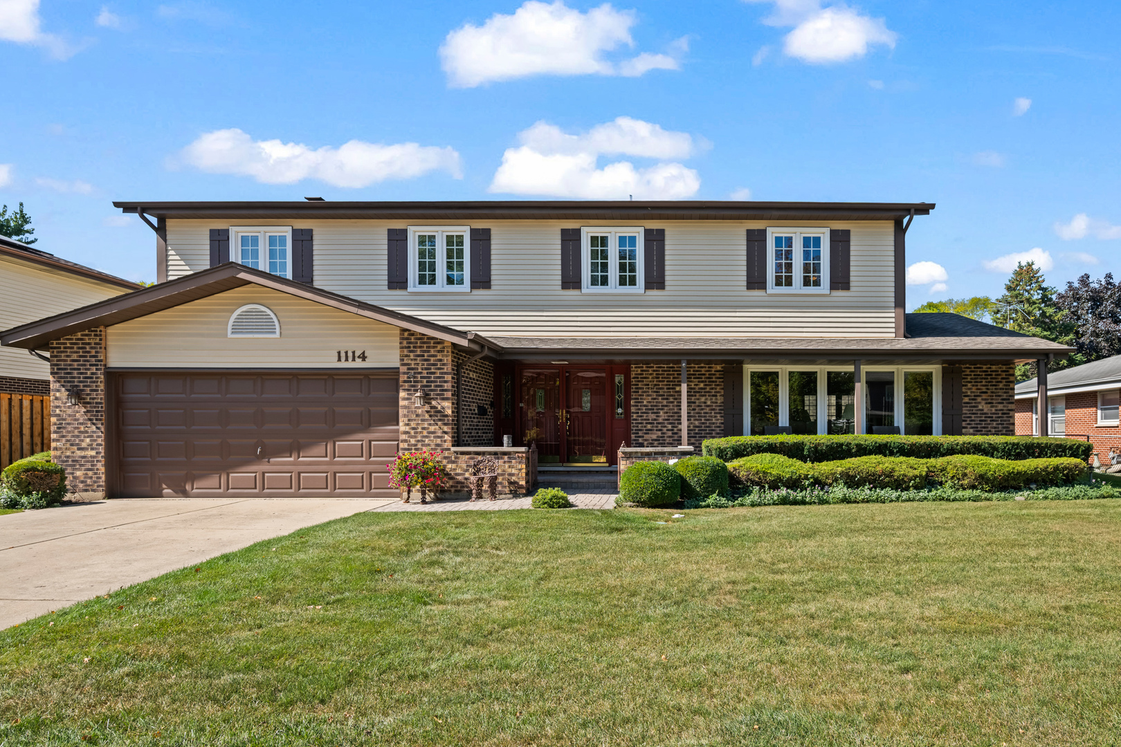 1114 S Fernandez Avenue, Arlington Heights, IL 60005