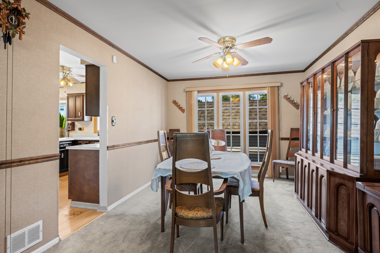 1114 S Fernandez Avenue, Arlington Heights, IL 60005