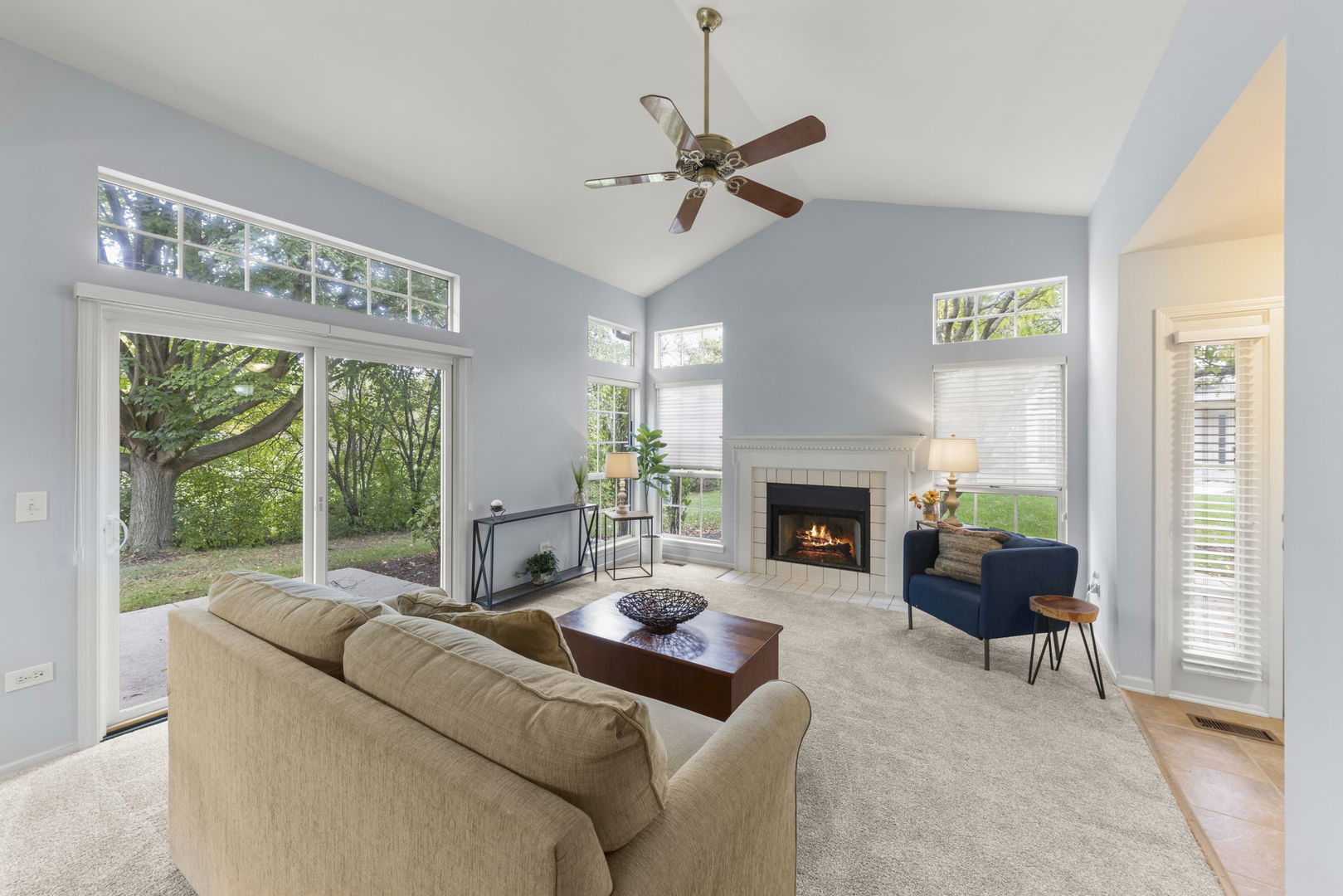 30W012 Mayfair Court, Warrenville, IL 60555