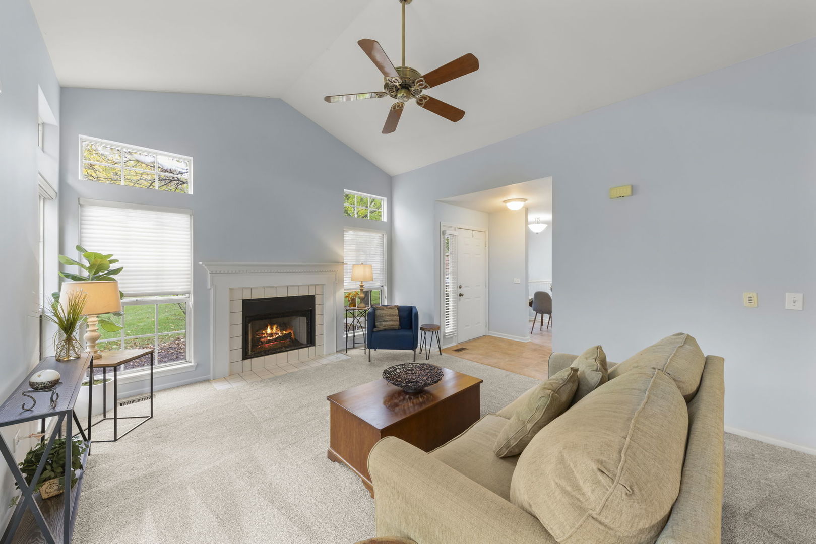 30W012 Mayfair Court, Warrenville, IL 60555