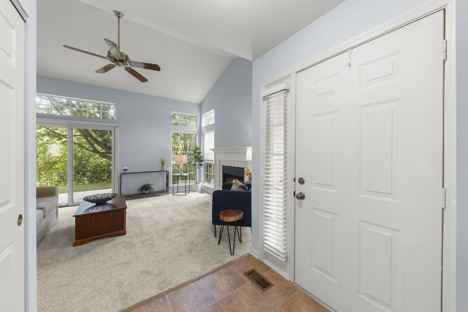 30W012 Mayfair Court, Warrenville, IL 60555