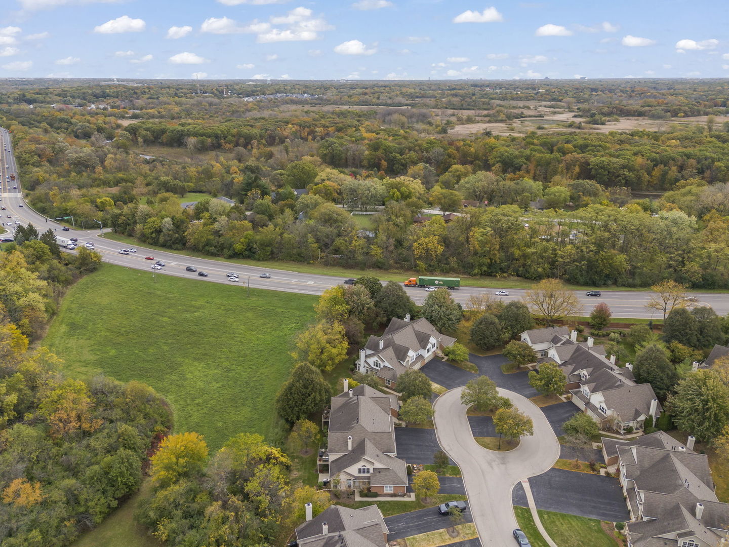 30W012 Mayfair Court, Warrenville, IL 60555