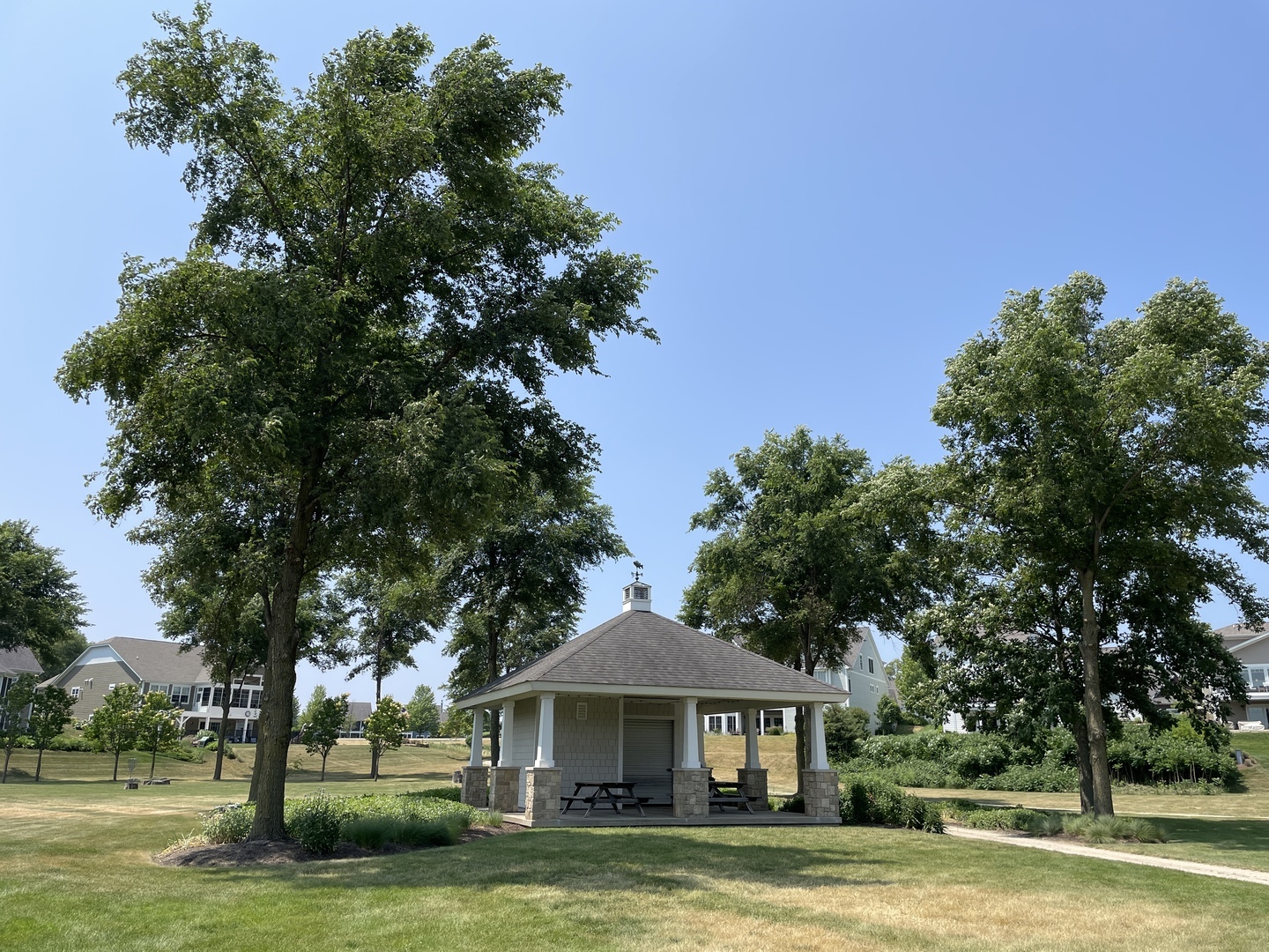 40580 N North Newport Drive, Antioch, IL 60002