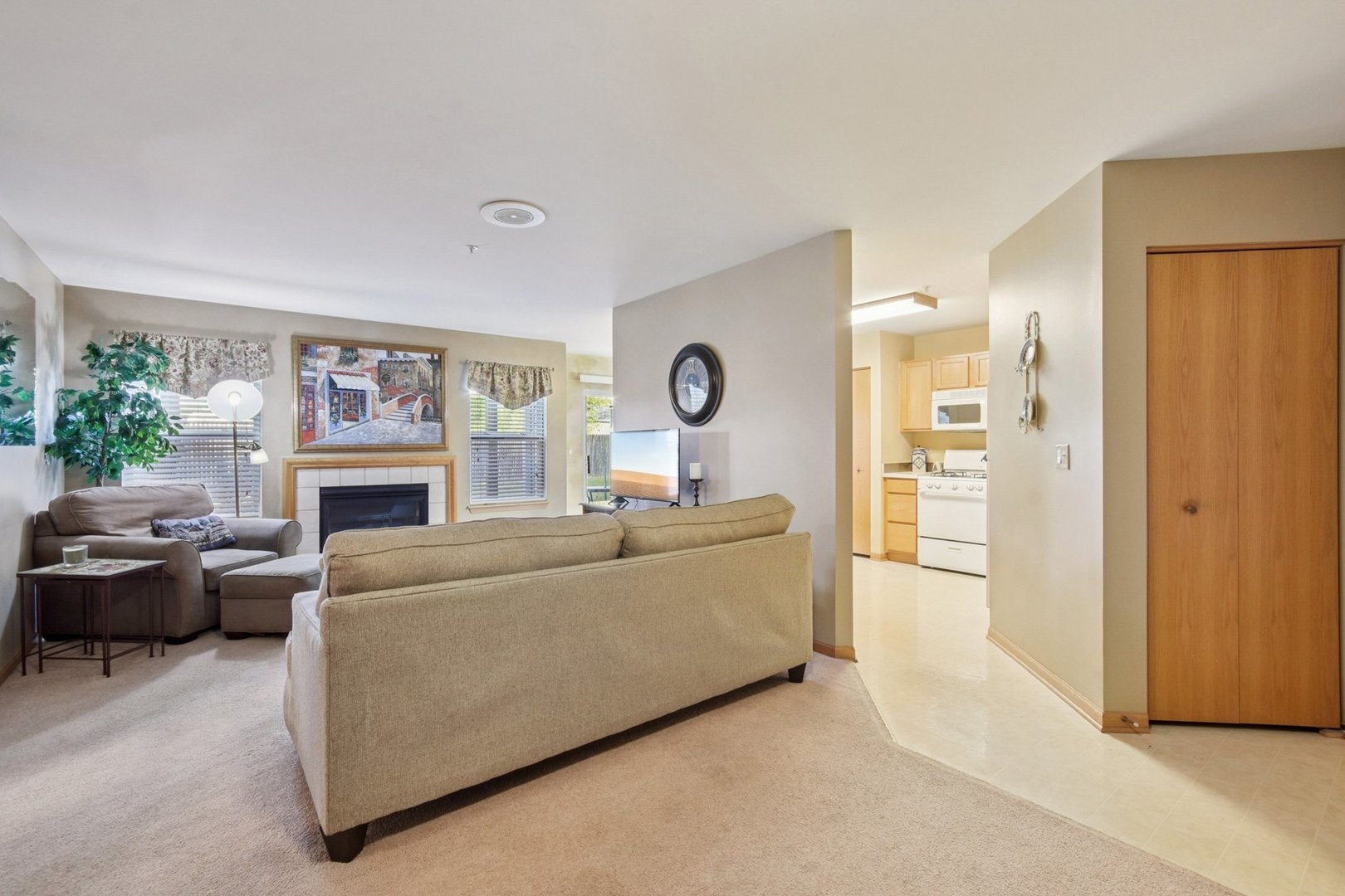 20862 W Torrey Pines Lane #1B, Plainfield, IL 60544