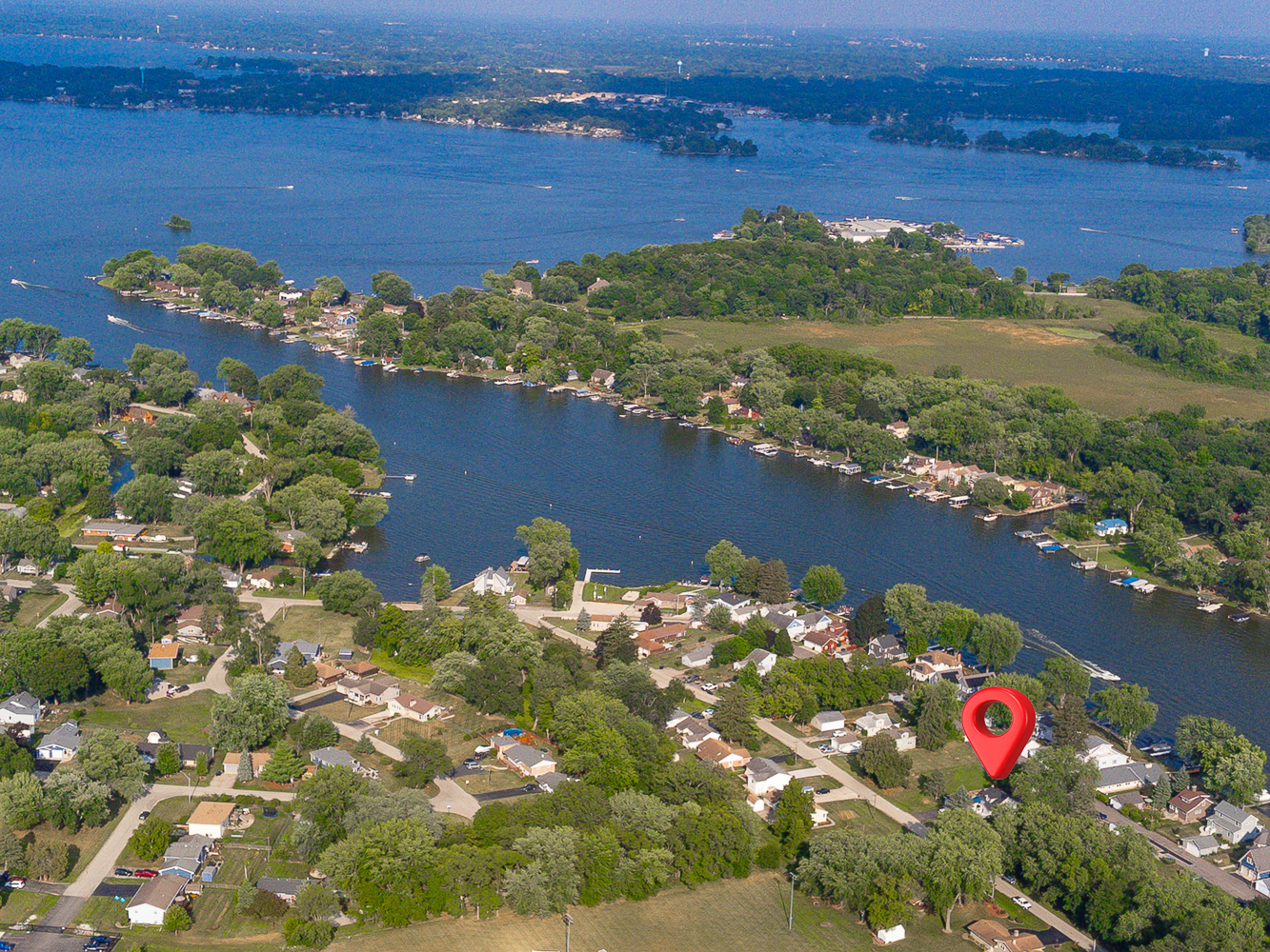 1413 N Sunnyside Drive, Johnsburg, IL 60051