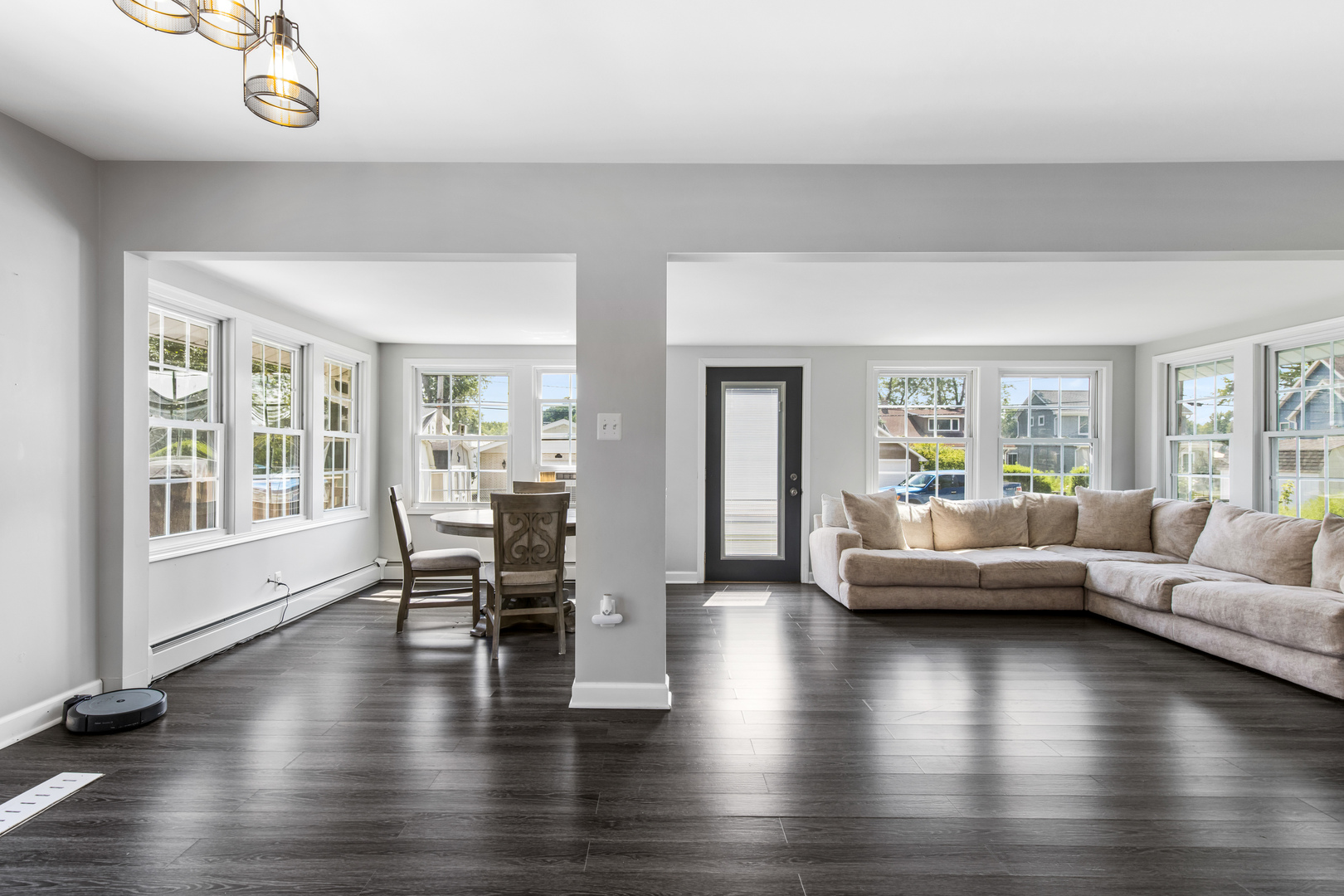 1413 N Sunnyside Drive, Johnsburg, IL 60051