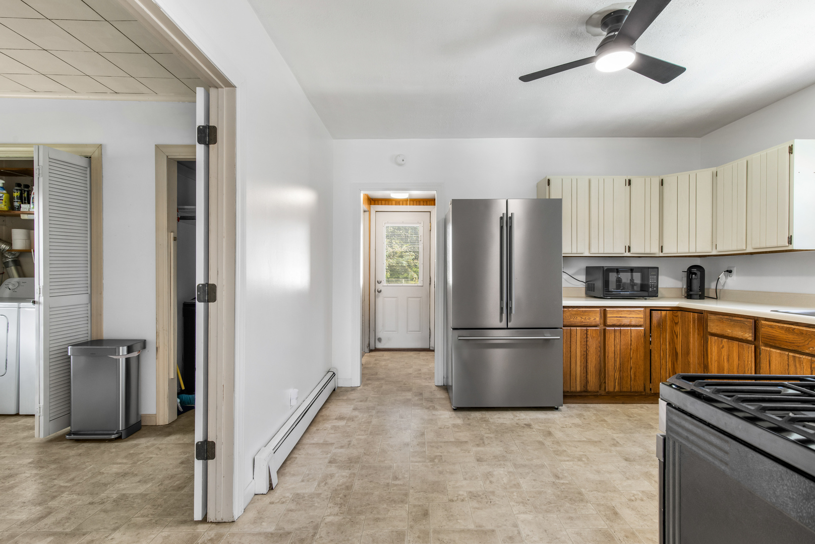 1413 N Sunnyside Drive, Johnsburg, IL 60051