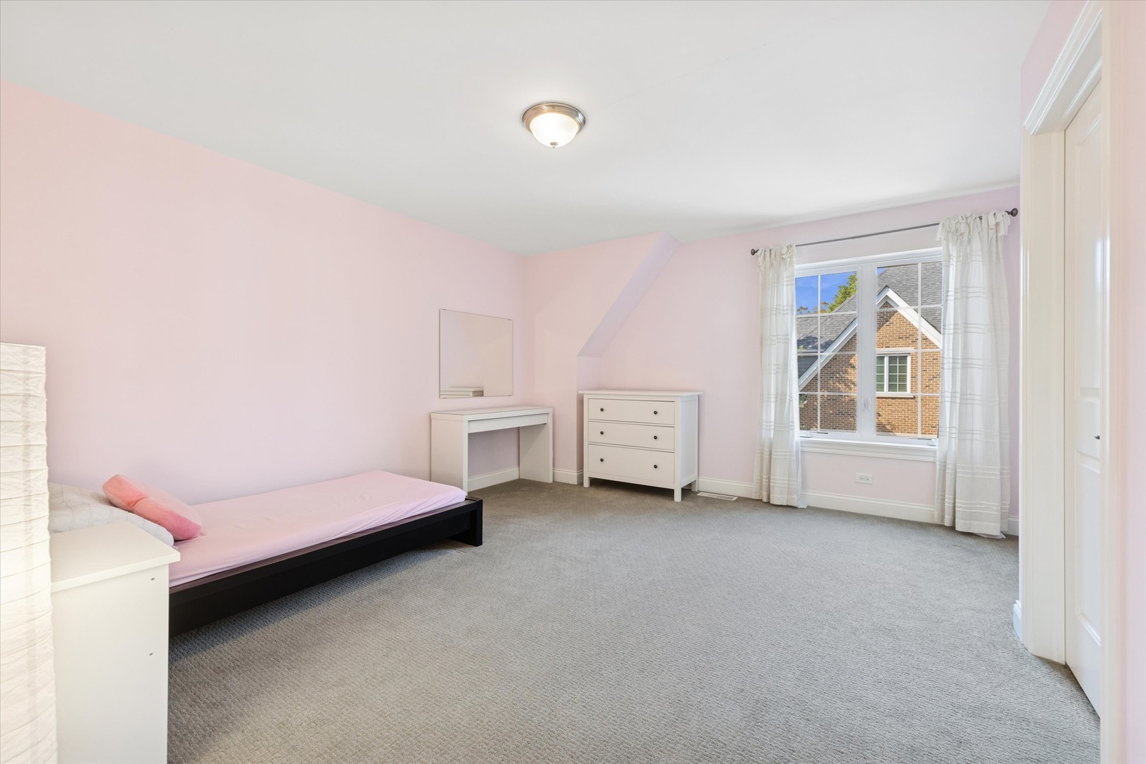 355 W FIRST Avenue, Elmhurst, IL 60126