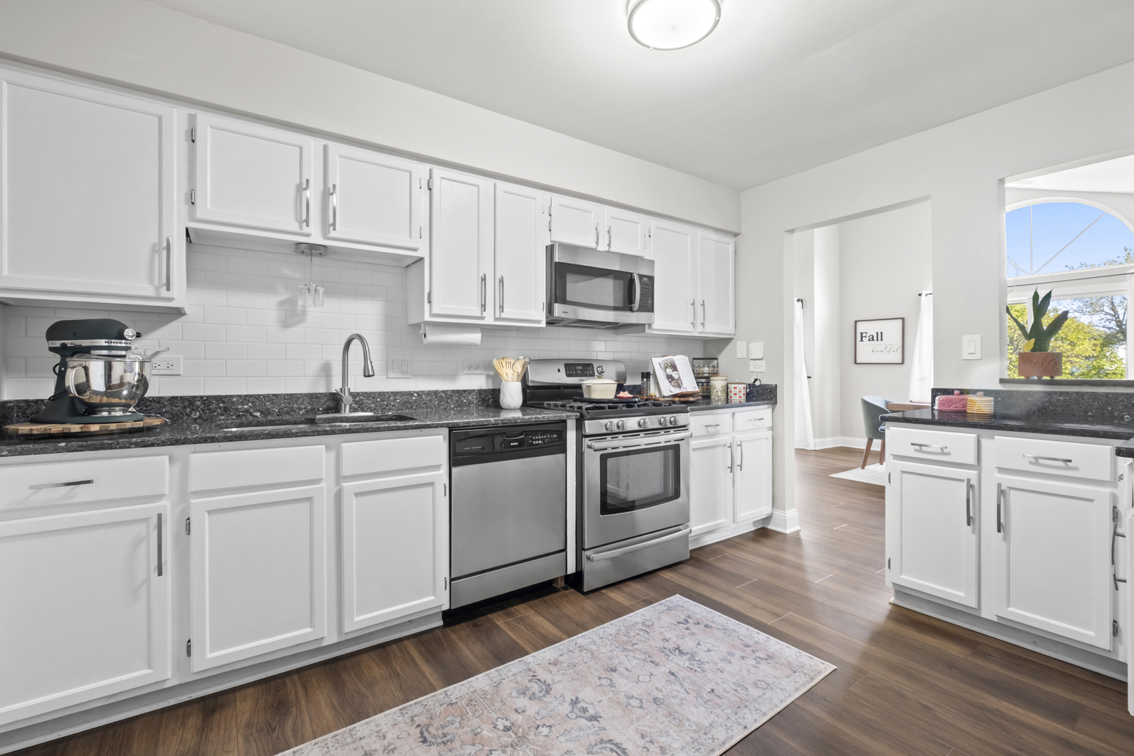 1152 Courtland Drive #406, Buffalo Grove, IL 60089