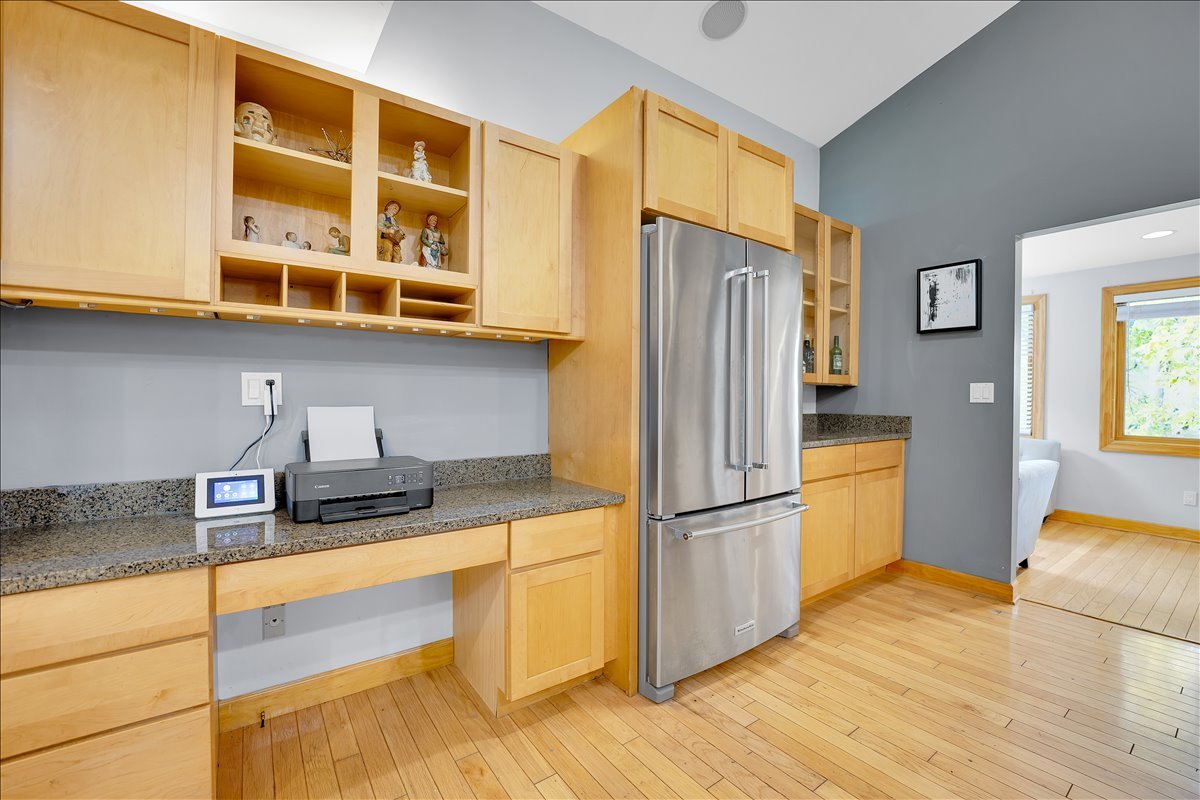 7N054 Jackson Avenue, St. Charles, IL 60174