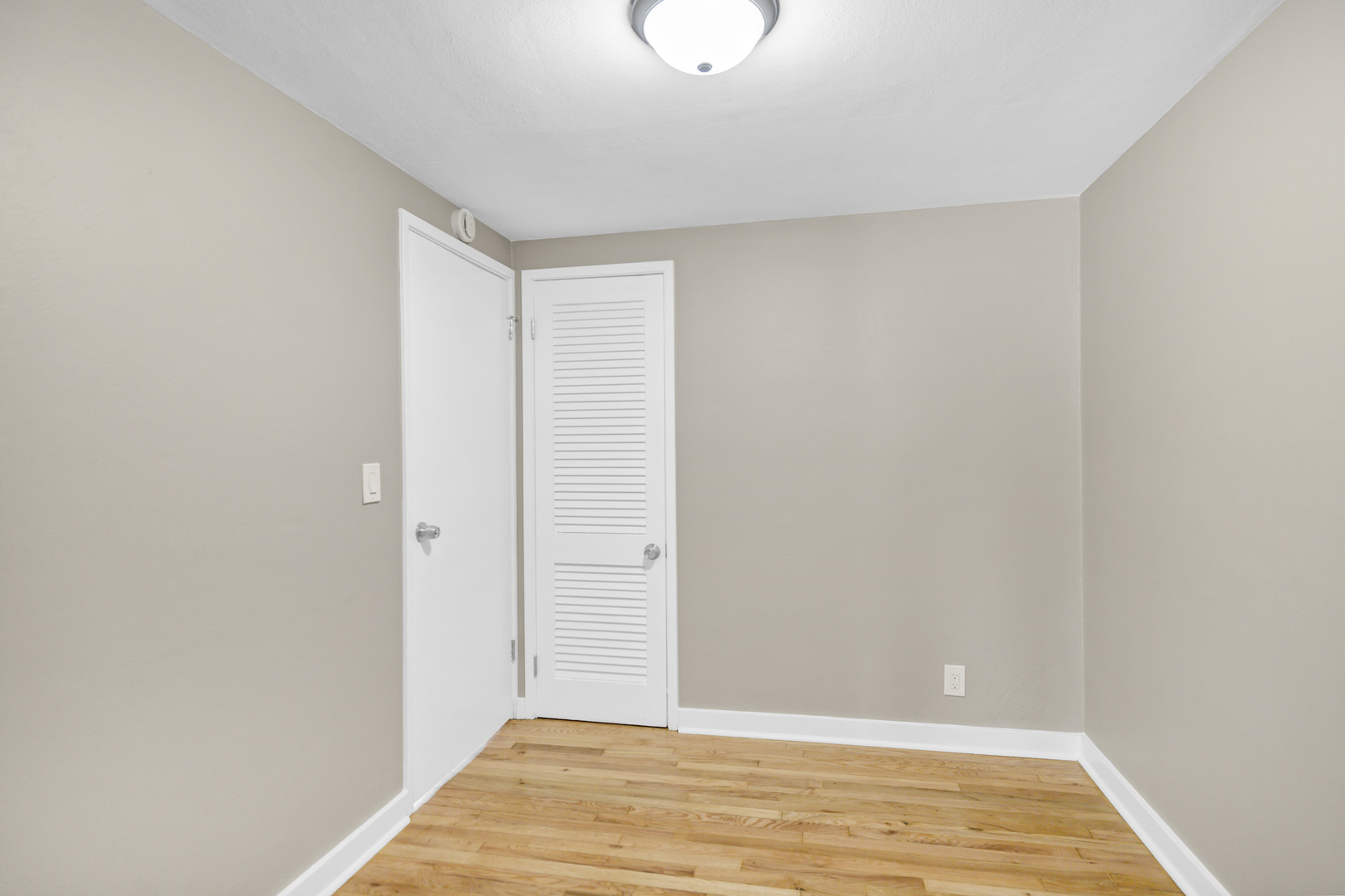 345 Illinois Street, Carpentersville, IL 60110