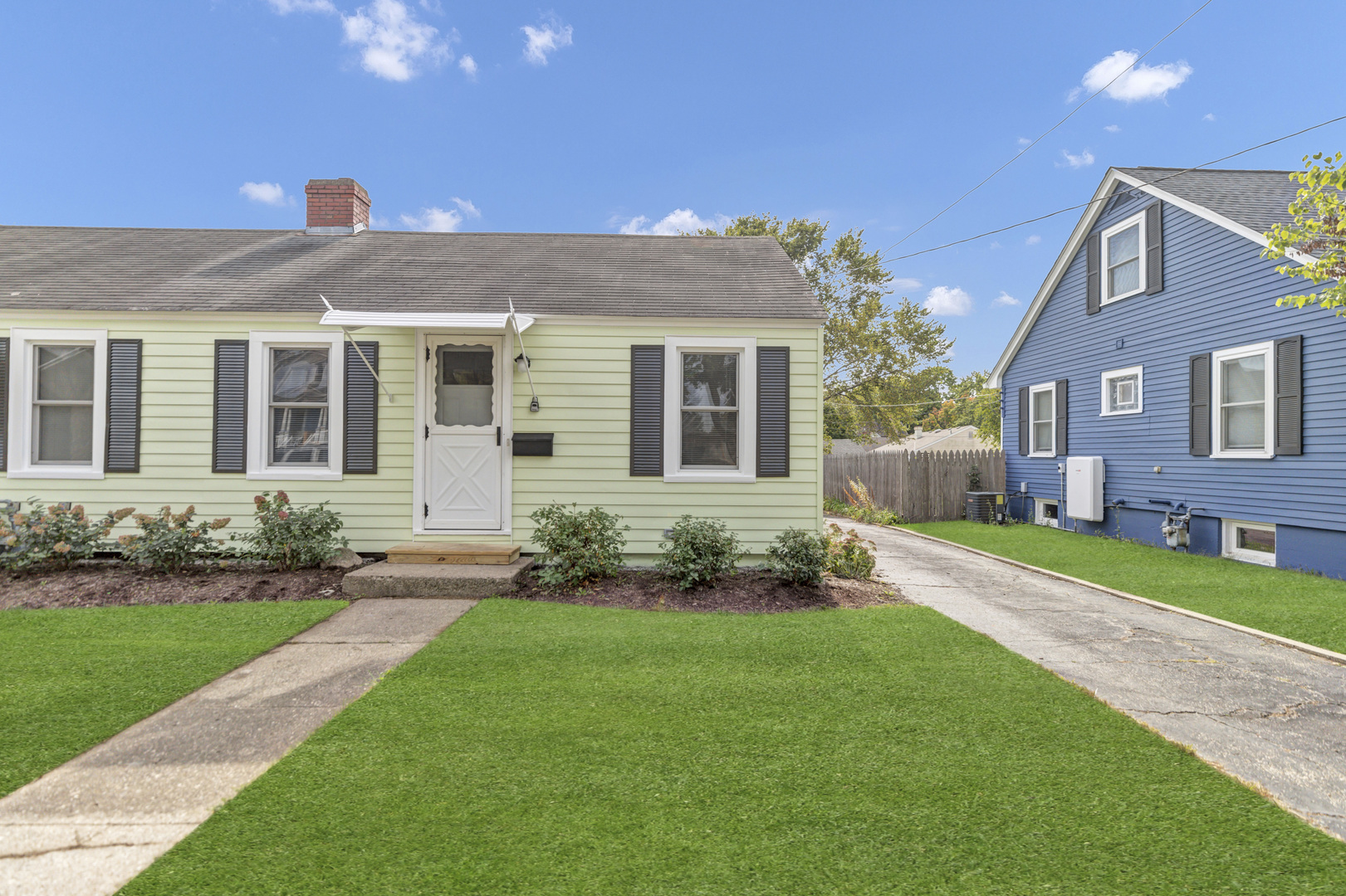 345 Illinois Street, Carpentersville, IL 60110