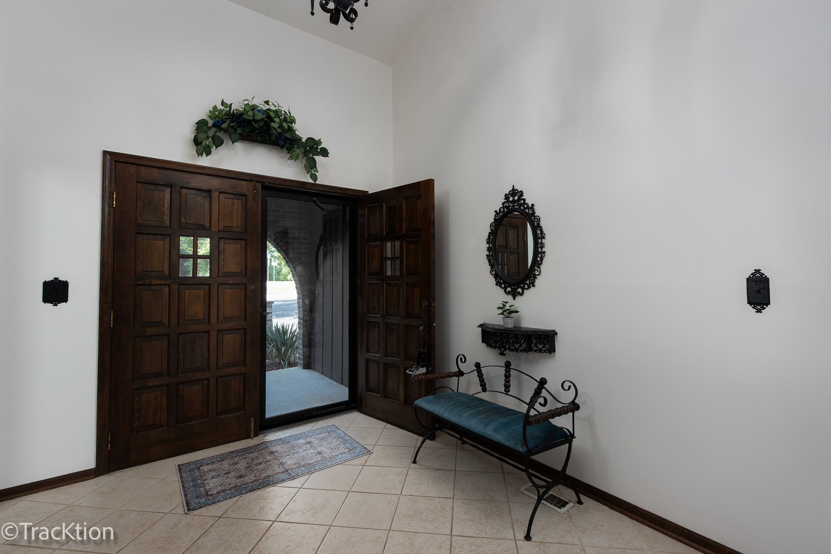 7801 Pine Parkway, Darien, IL 60561