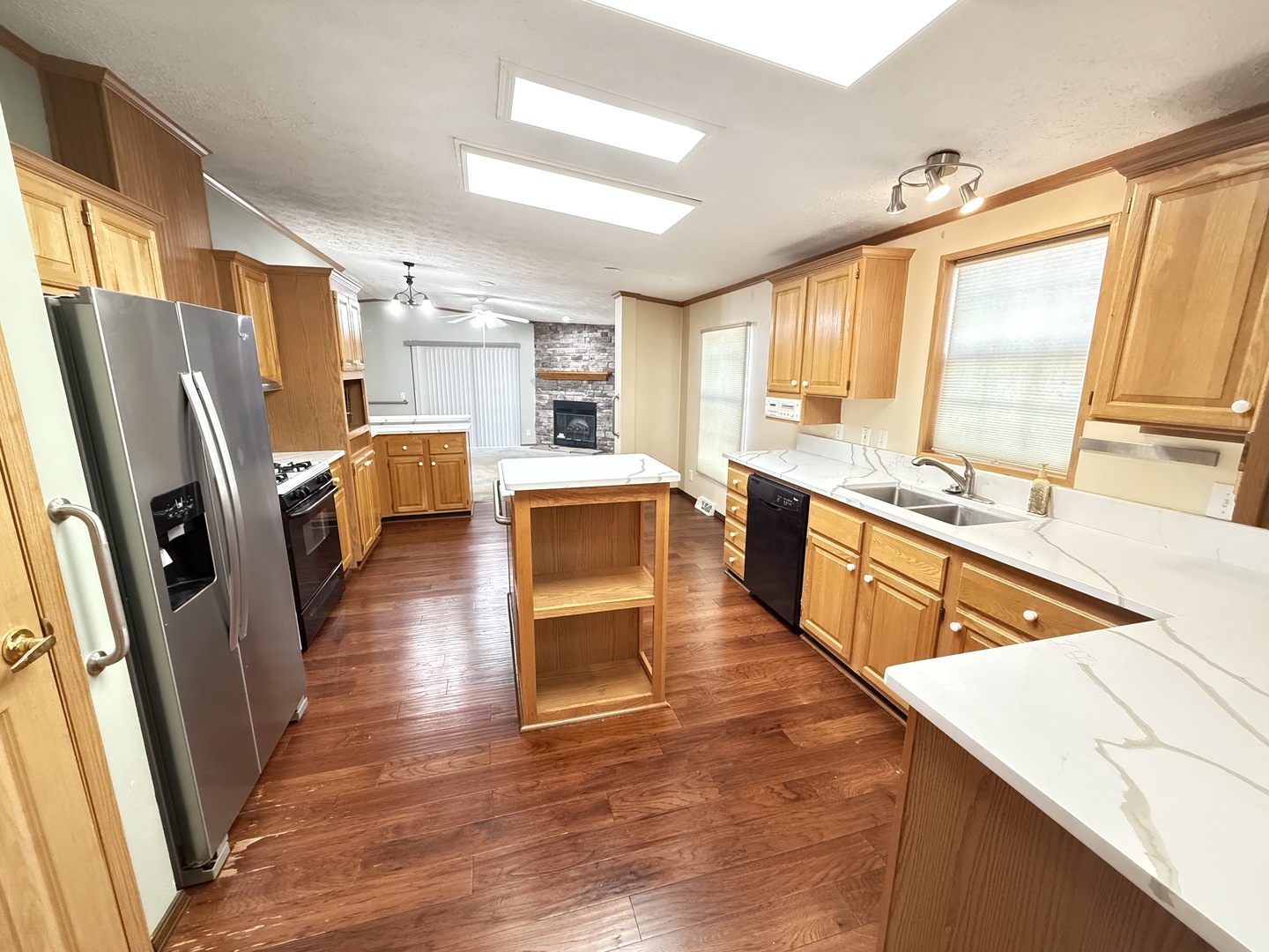 260 Hibiscus Circle, Matteson, IL 60443