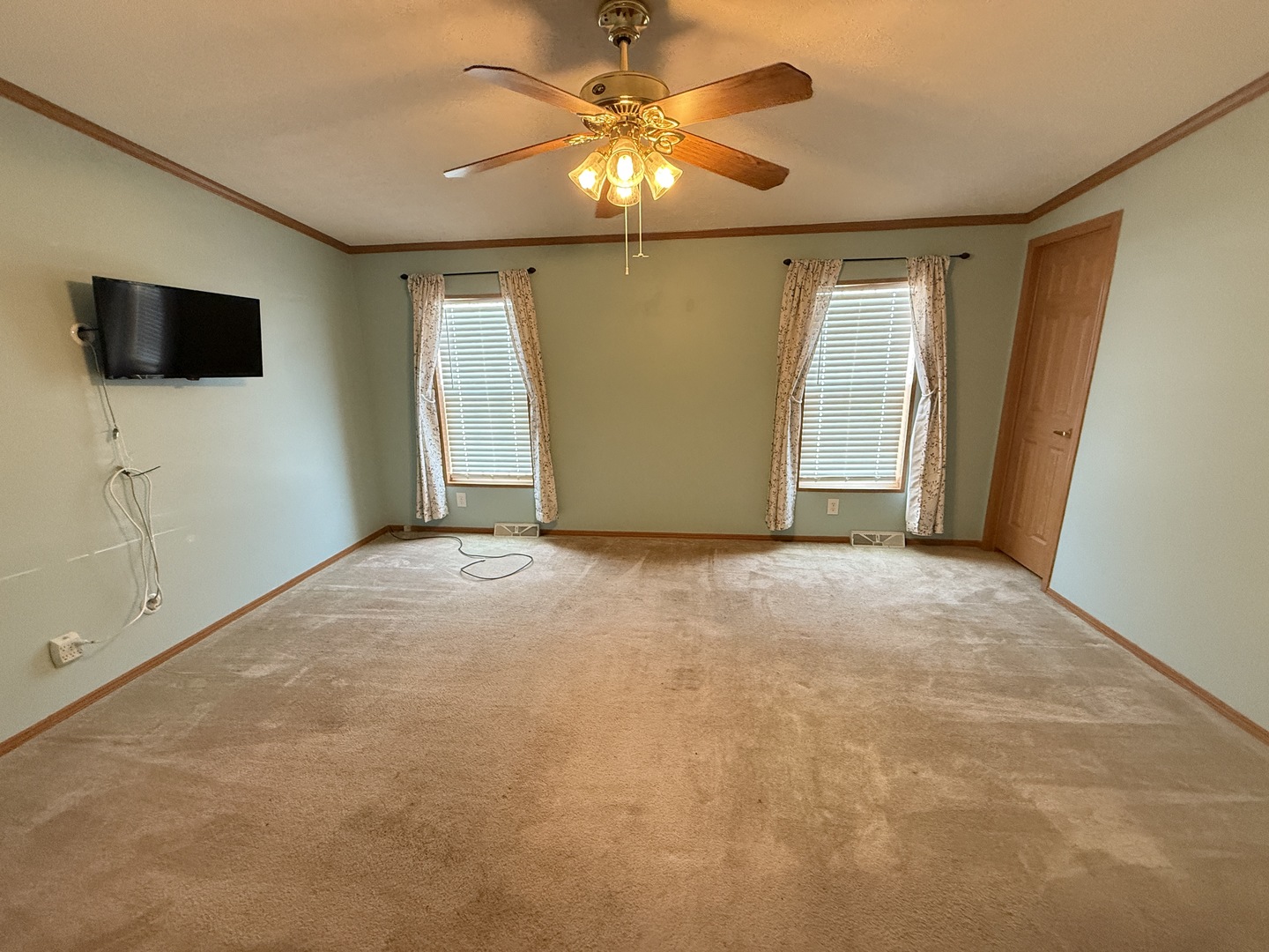 260 Hibiscus Circle, Matteson, IL 60443