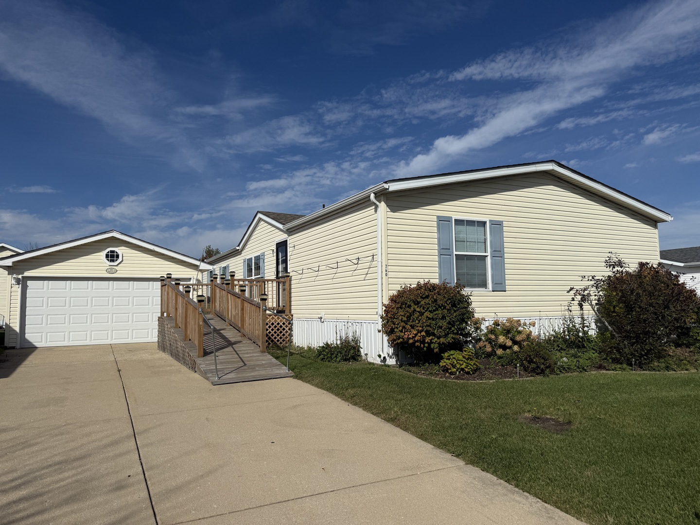 260 Hibiscus Circle, Matteson, IL 60443