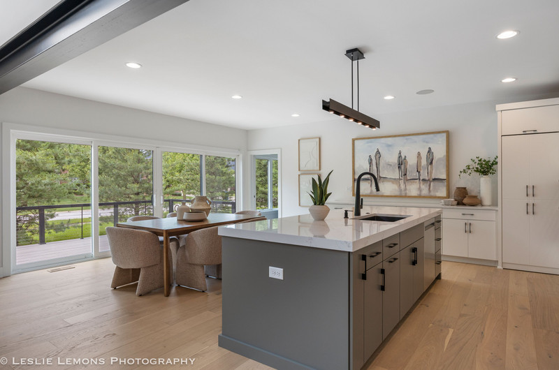 20 Pinnacle Court, Naperville, IL 60565