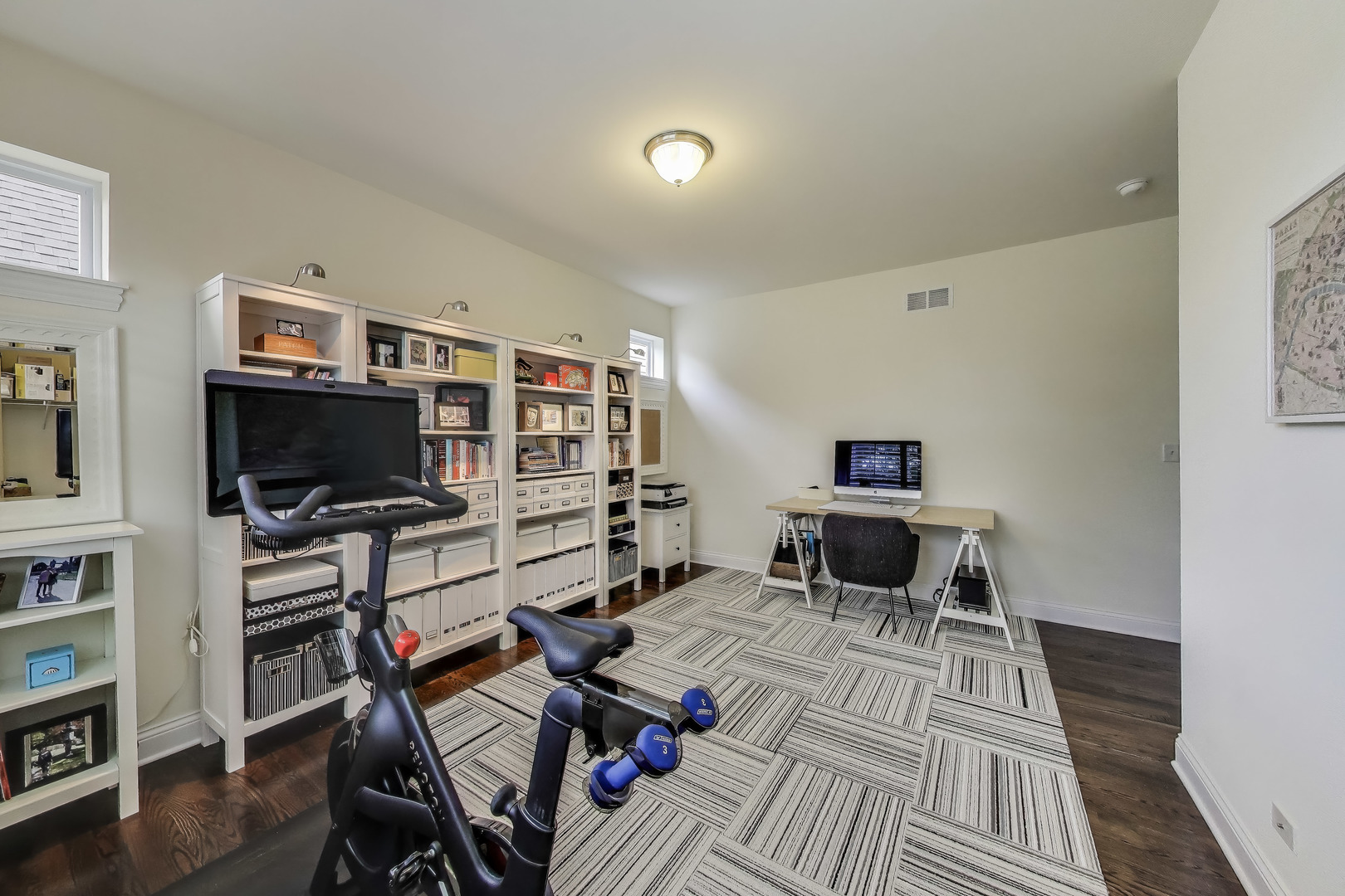 557 N Myrtle Avenue, Elmhurst, IL 60126