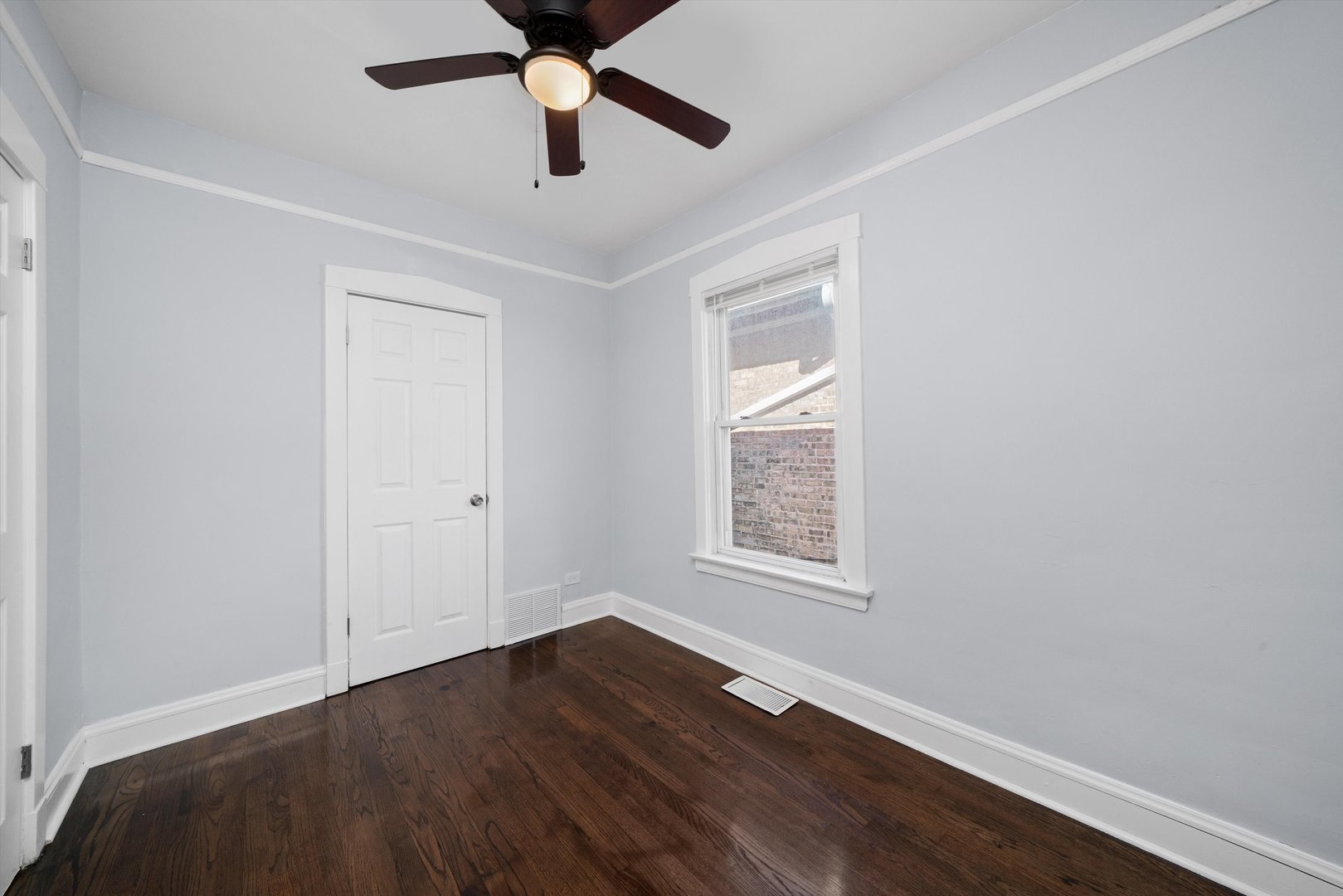 6424 S Washtenaw Avenue, Chicago, IL 60629