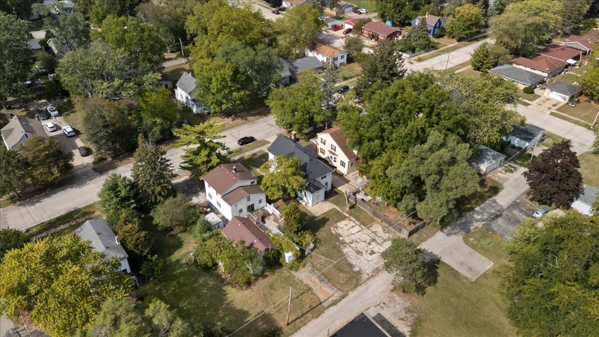 2409 Gilboa Avenue, Zion, IL 60099