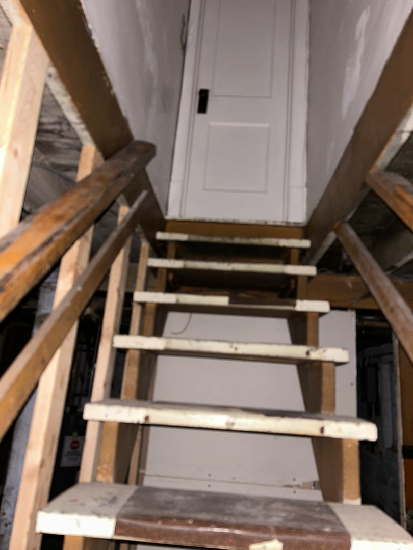 2114 Highland Avenue, Berwyn, IL 60402