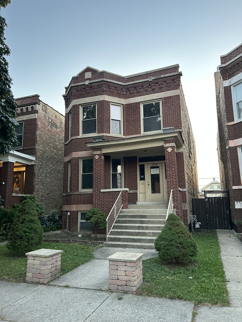 2114 Highland Avenue, Berwyn, IL 60402