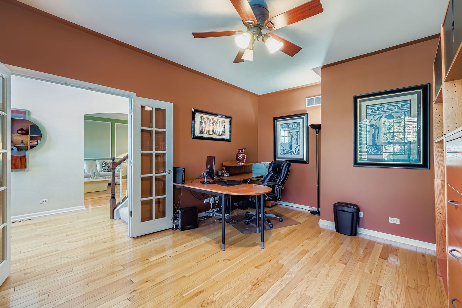 5325 Mardjetko Drive, Hoffman Estates, IL 60192