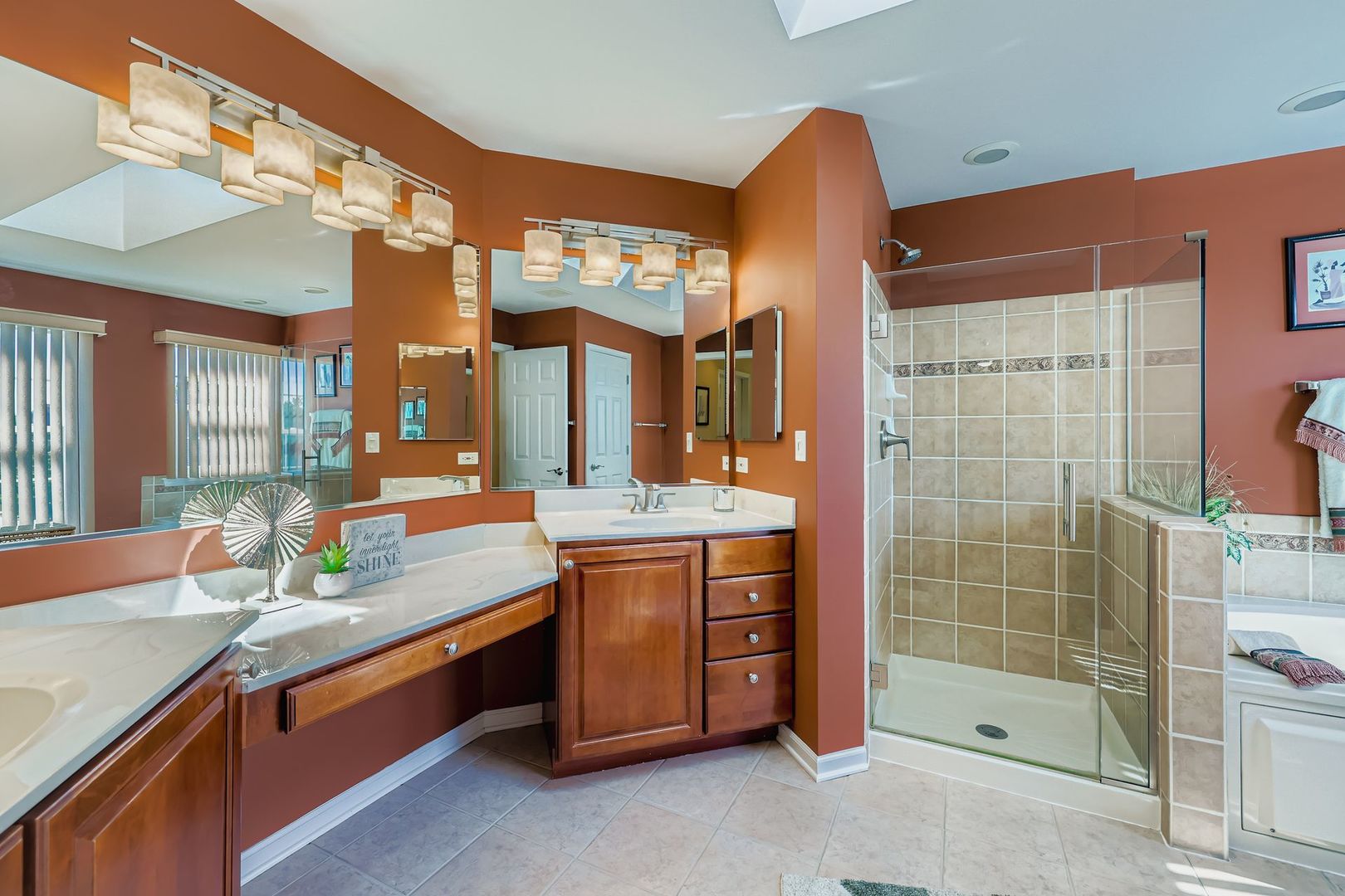 5325 Mardjetko Drive, Hoffman Estates, IL 60192