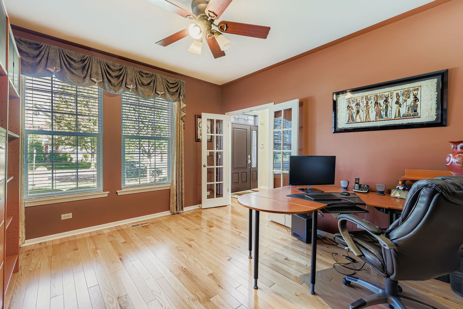 5325 Mardjetko Drive, Hoffman Estates, IL 60192