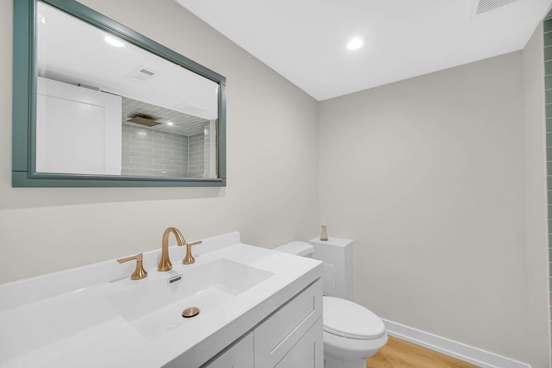 7636 W Strong Street, Norridge, IL 60706