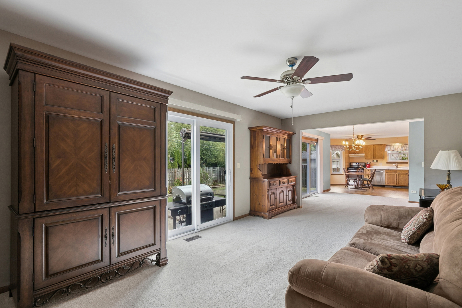 1304 Pelican Court, Zion, IL 60099