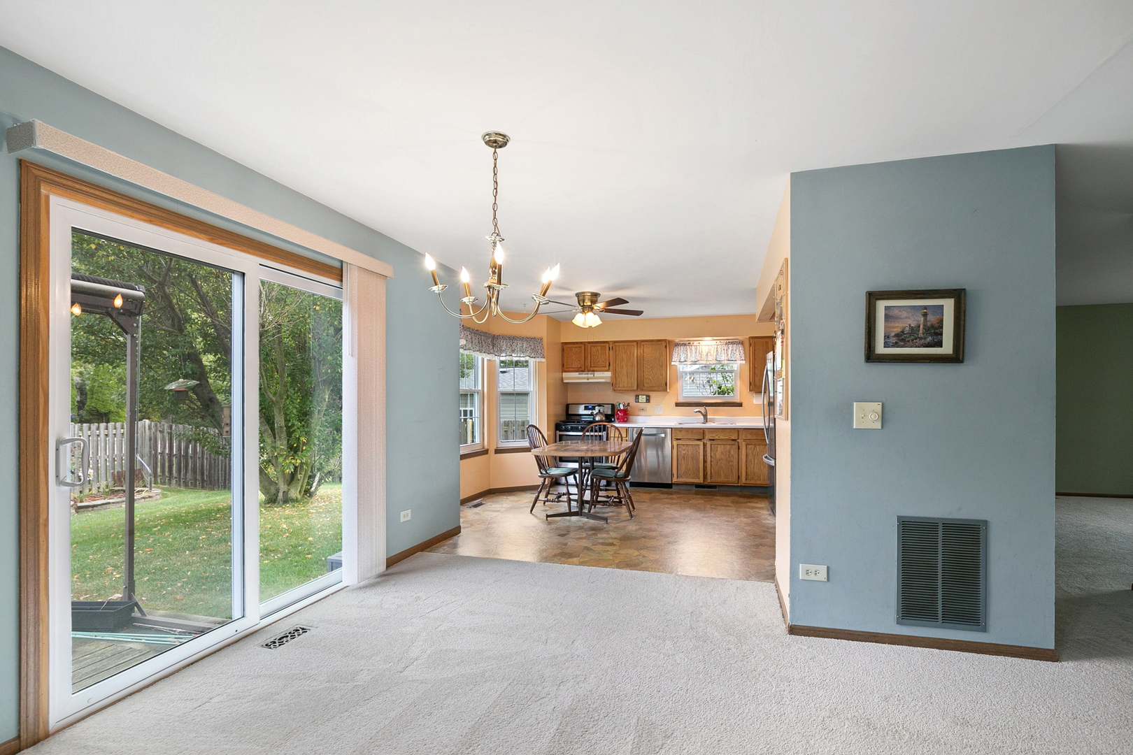 1304 Pelican Court, Zion, IL 60099