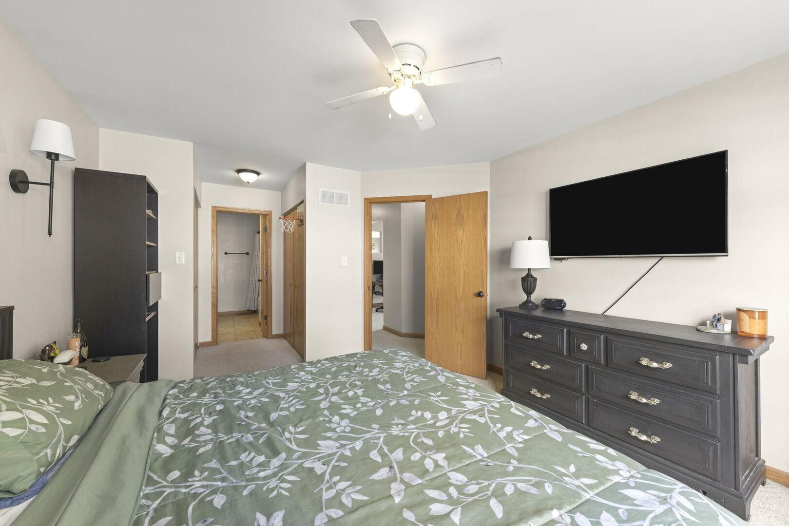 2335 Graystone Drive, Joliet, IL 60431