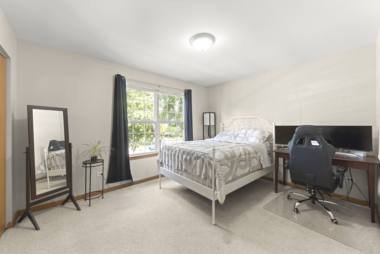 2335 Graystone Drive, Joliet, IL 60431