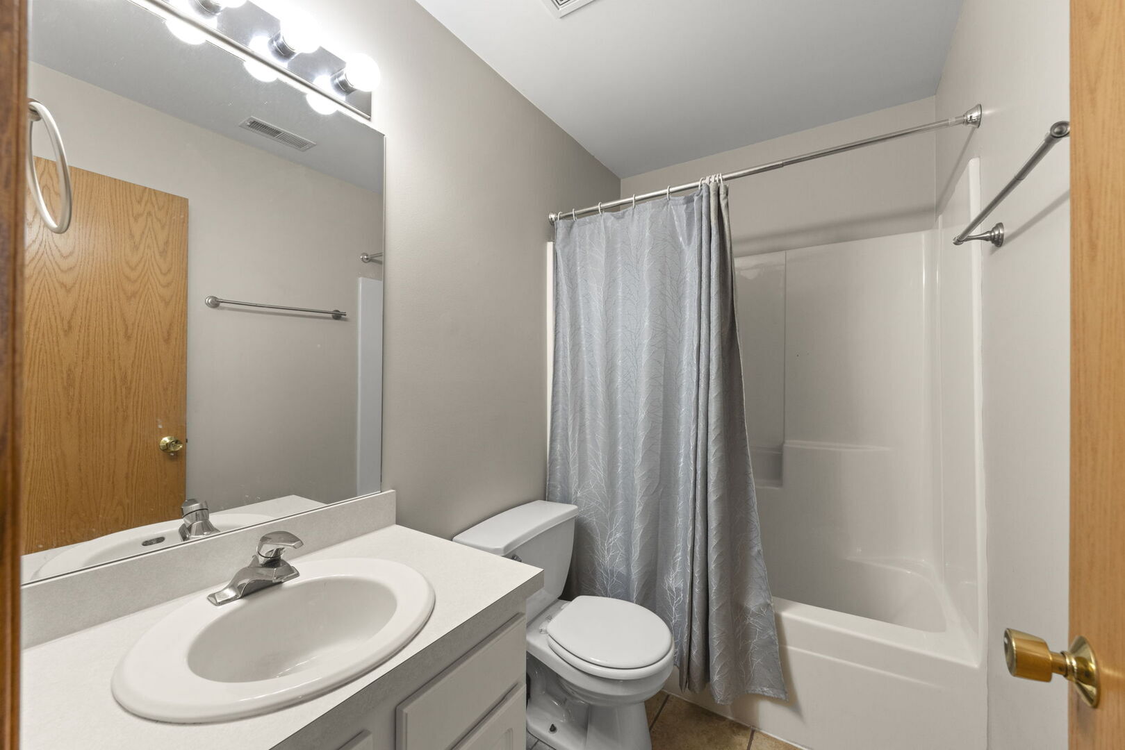 2335 Graystone Drive, Joliet, IL 60431