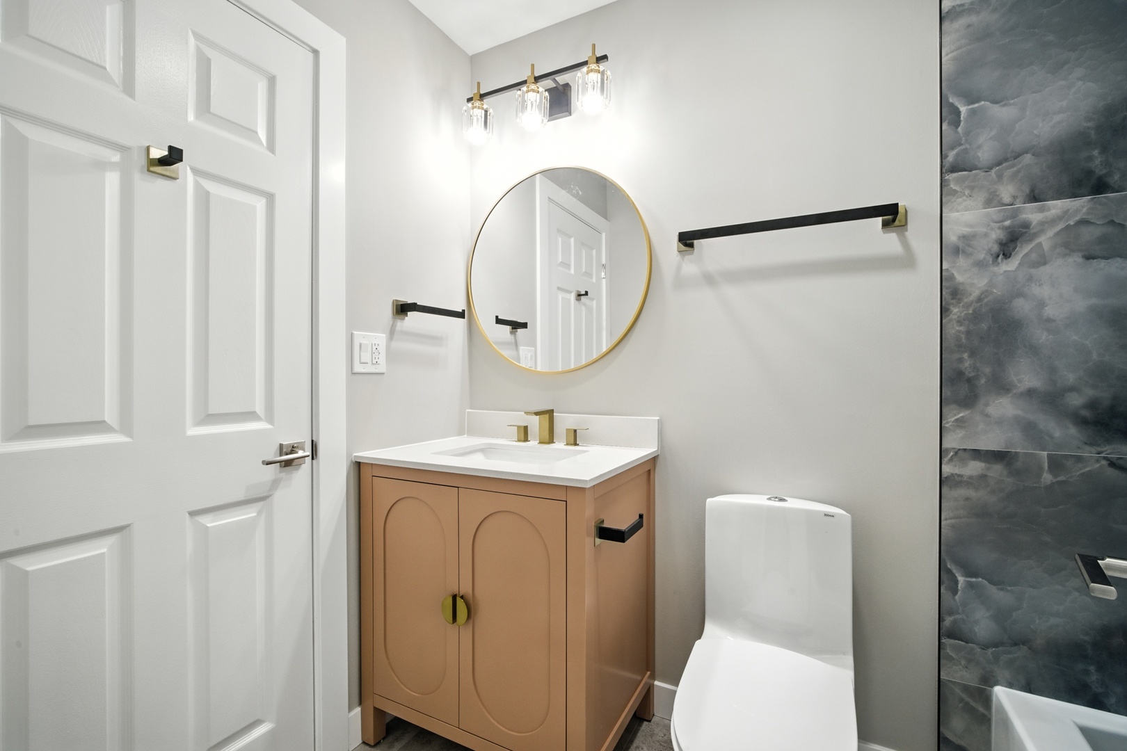 93 Bedford Road #93, Mundelein, IL 60060