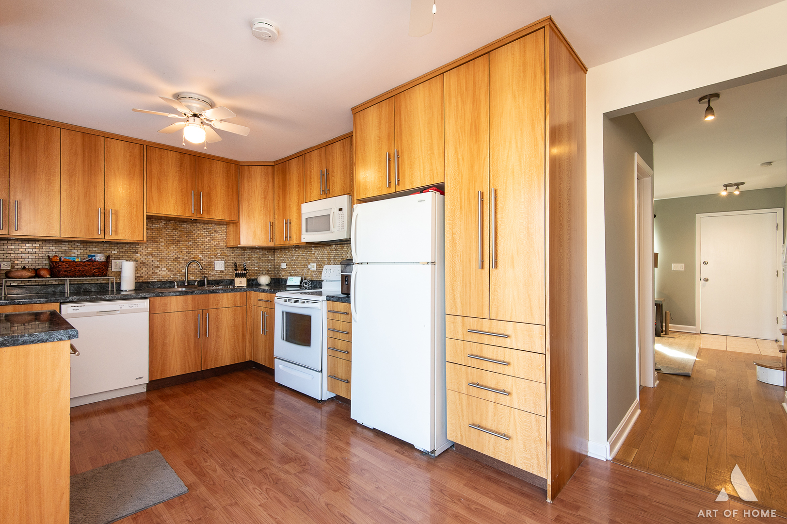 261 Montgomery Lane, Wood Dale, IL 60191