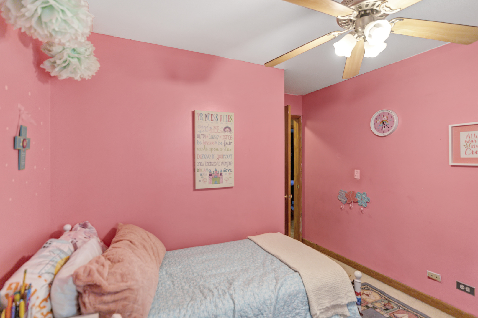 123 Wallace Street, Bartlett, IL 60103