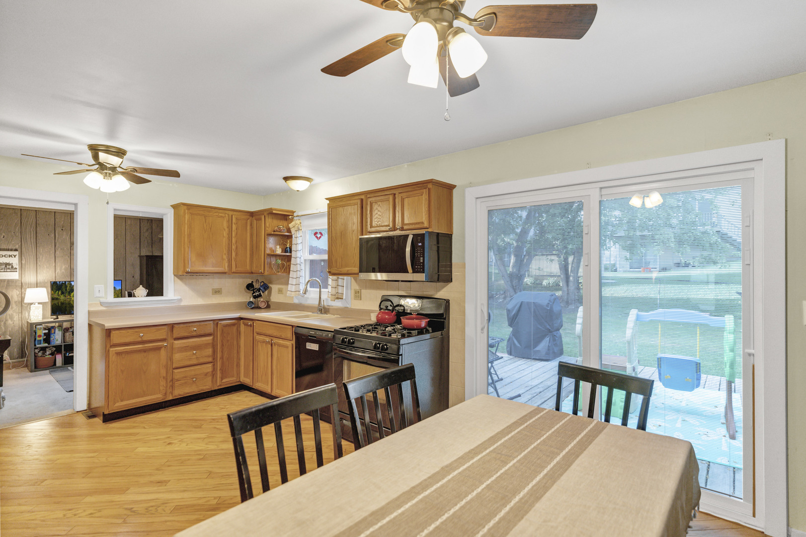 123 Wallace Street, Bartlett, IL 60103