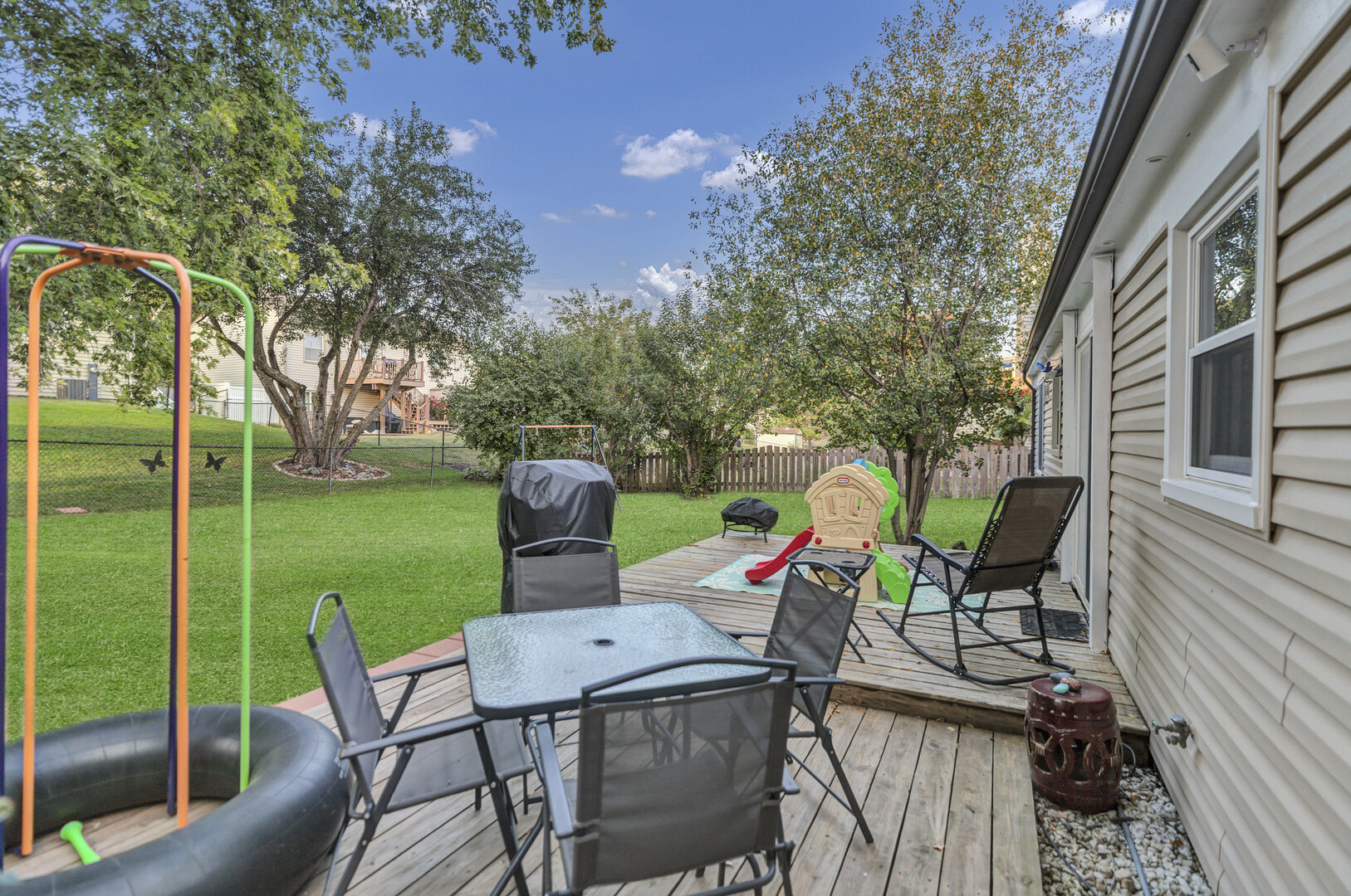 123 Wallace Street, Bartlett, IL 60103