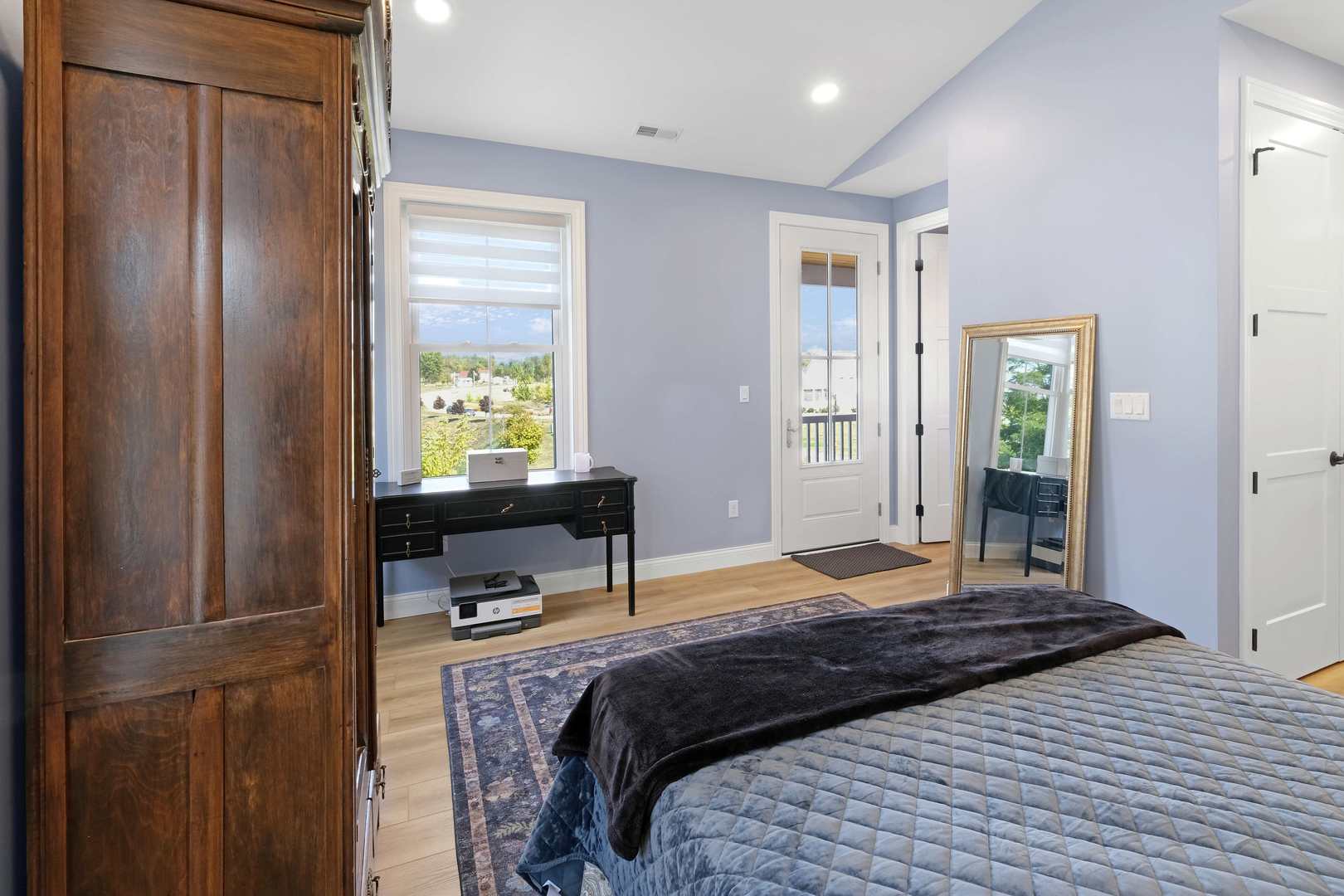 11 Great Loop West Drive, Ottawa, IL 61350