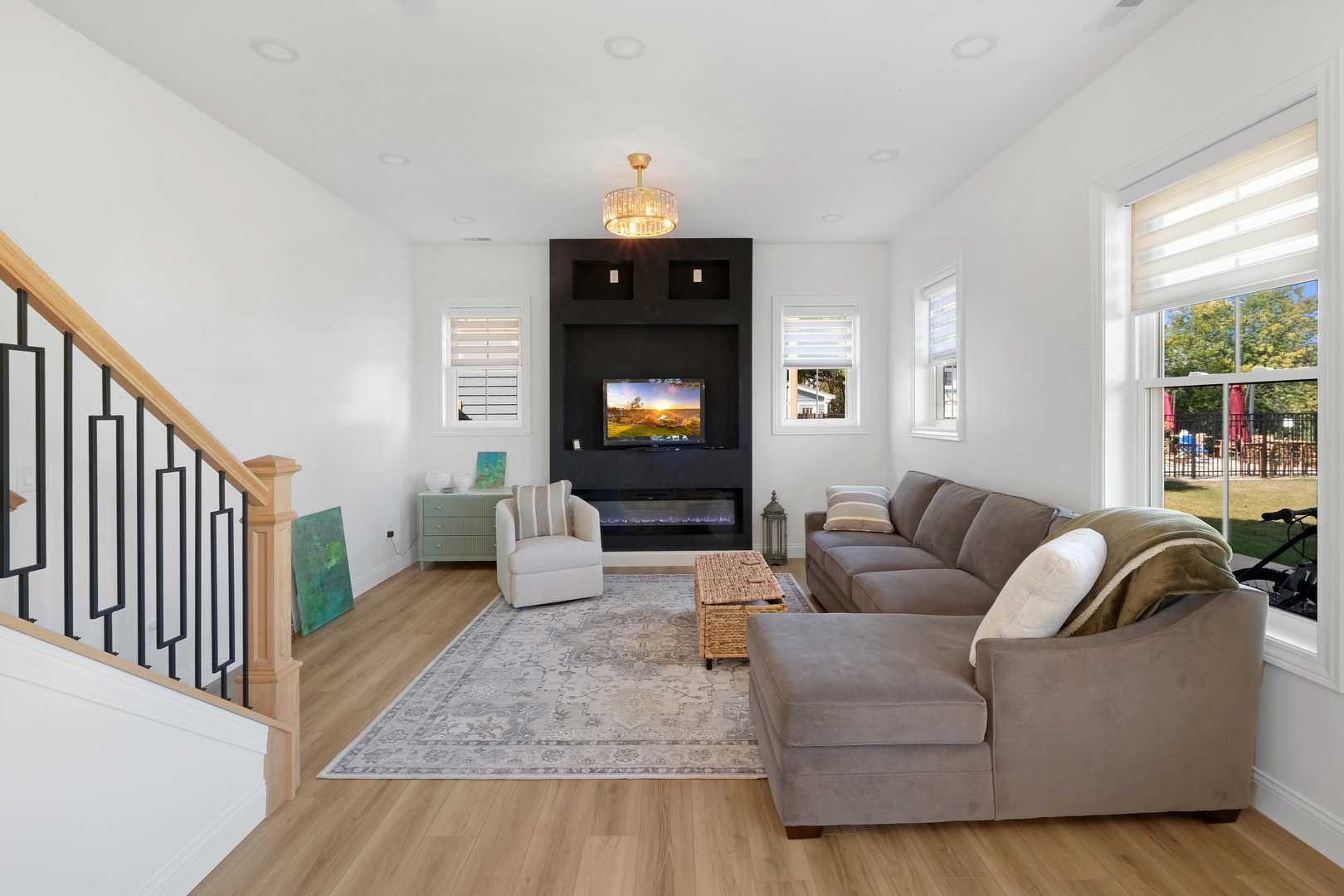 11 Great Loop West Drive, Ottawa, IL 61350