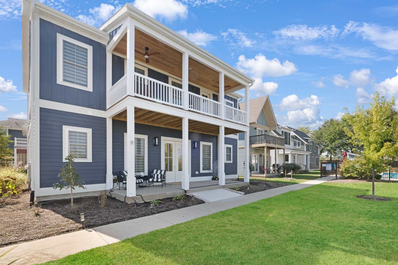 11 Great Loop West Drive, Ottawa, IL 61350