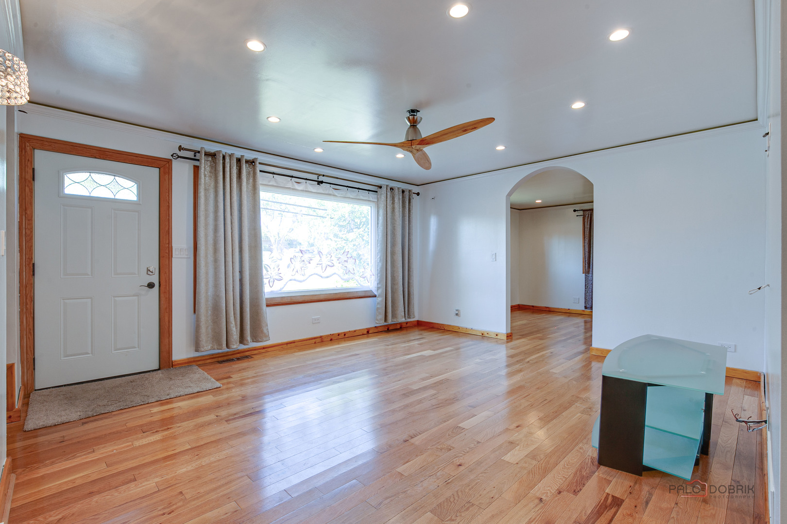 1245 N Midlothian Road, Mundelein, IL 60060