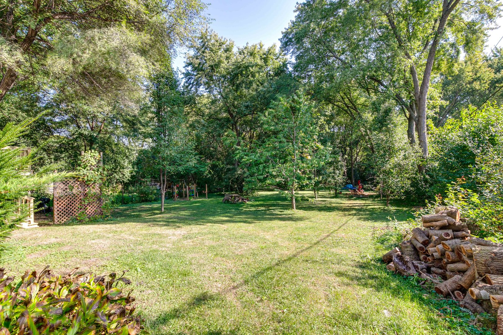 1245 N Midlothian Road, Mundelein, IL 60060