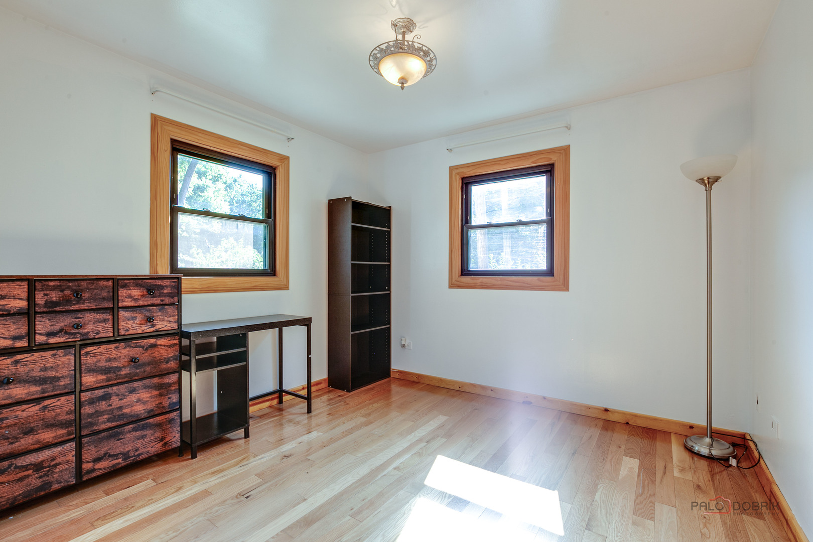 1245 N Midlothian Road, Mundelein, IL 60060