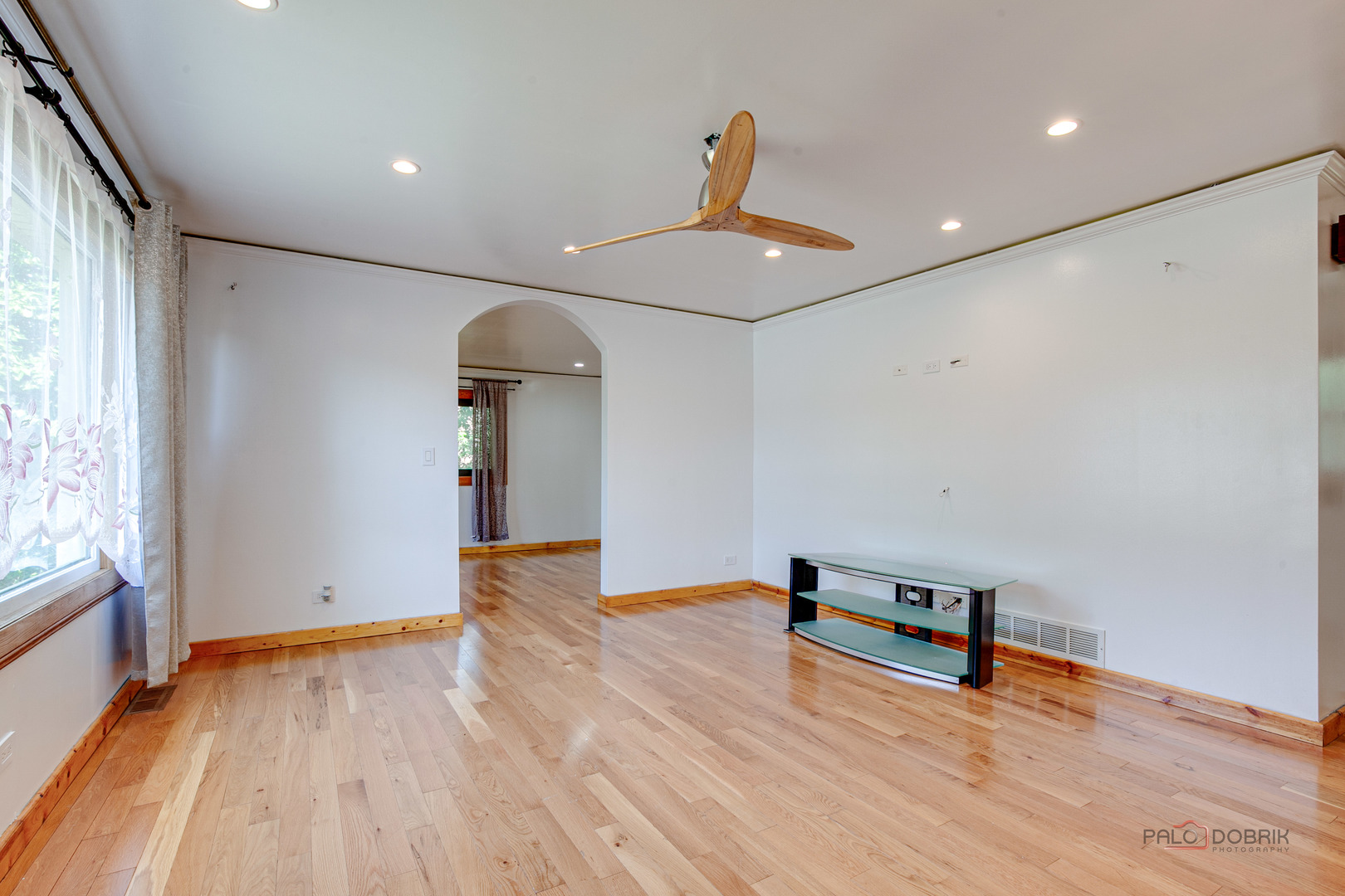 1245 N Midlothian Road, Mundelein, IL 60060